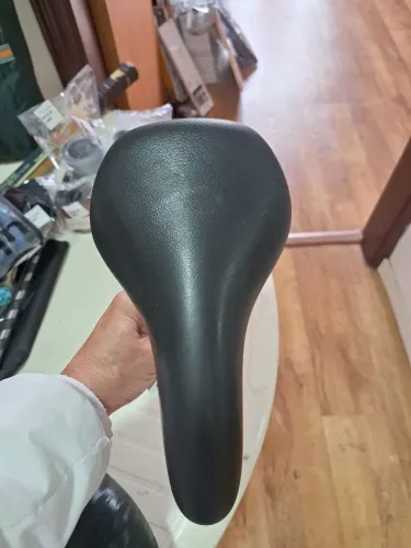 Banco para bicicleta com canote