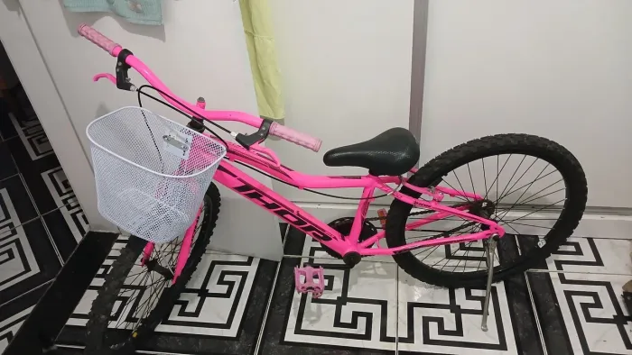 Bicicleta infantil aro 20 Rosa (semi nova)