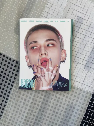 Album KARMA StrayKids (Accordium Hyunjin Ver.)
