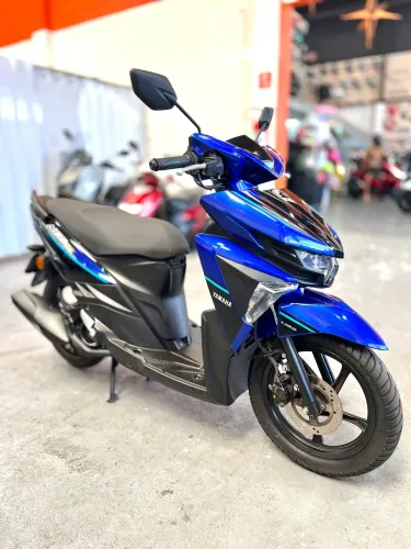 Neo 125 azul Yamaha 2024