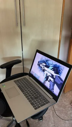 ? Lenovo IdeaPad 320 15" | i7-7500U | 8GB RAM | SSD 240GB | GeForce 940MX 2GB