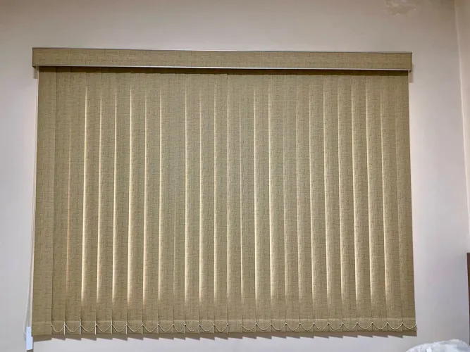 Persiana vertical Blackout bege