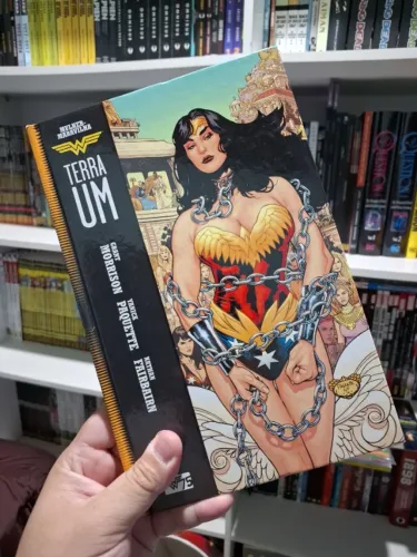 Mulher Maravilha: Terra Um Vol. 1 (Capa Dura)