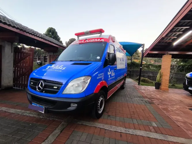 Mercedes-Benz Sprinter 415 Van Luxo T.b. 2.2 Diesel 2013