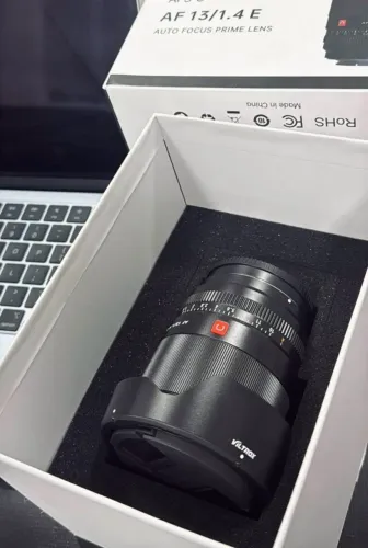 Lente Viltrox 13mm 1.4