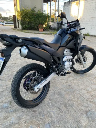XRE 300 ABS