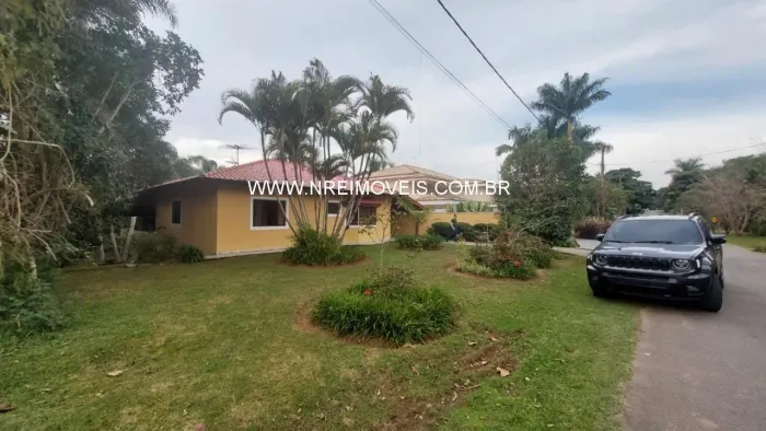 VENDO CASA EM EMBU-GUAÇU CONDOMÍNIO FAZENDA DA ILHA