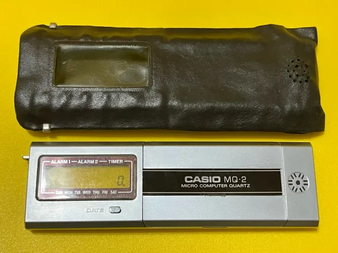 Calculadora vintage Casio MQ - 2 