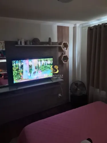 BS IMOBILIÁRIA - CJ 9763 - VENDE apartamento 3 quartos, garagem no Rocha em São Gonçalo
