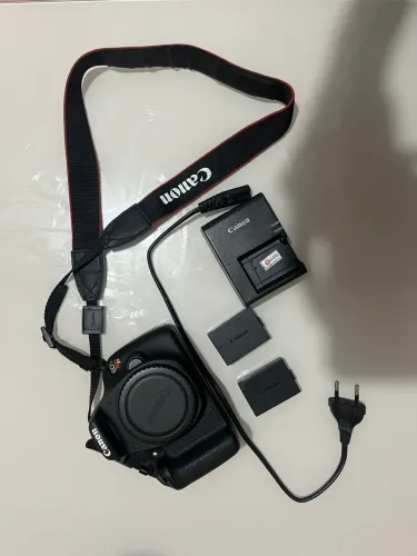 Câmera cânon T5