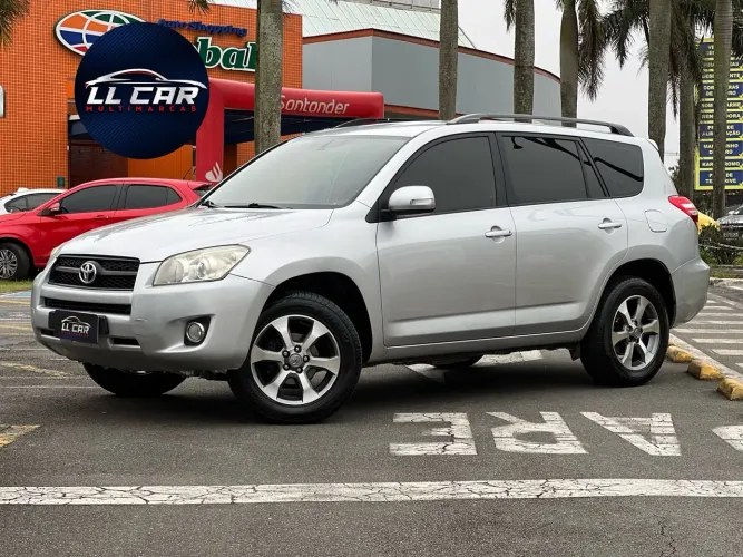 Toyota RAV4 2.4 4X2 16V 170cv Aut. 2011