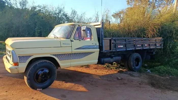 F4000