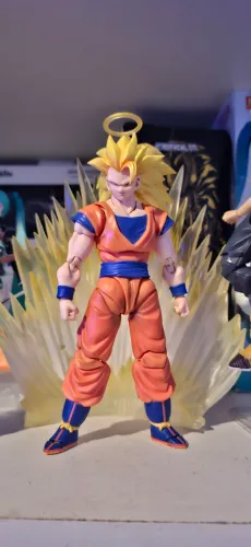 Goku SSJ3 Sh Figuarts DF