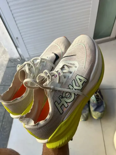 Hoka Mach X2