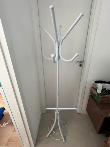 Vendo mancebo regulável bem novinho