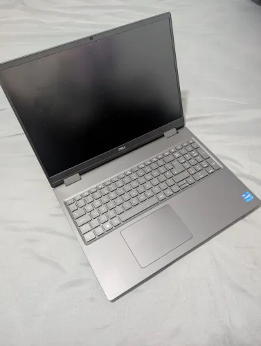 DELL PRECISION 7680 i7-13850HX 32GB | SSD 512GB IMPORTADO UK