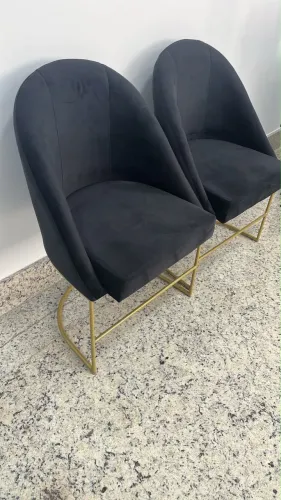 Par de poltronas suede preta