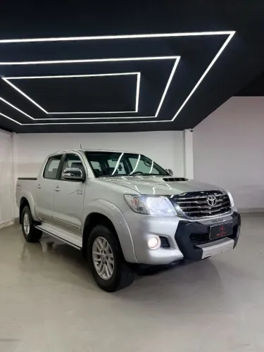 Toyota Hilux CD SRV D4-d 4X4 3.0 TDI Dies 2010