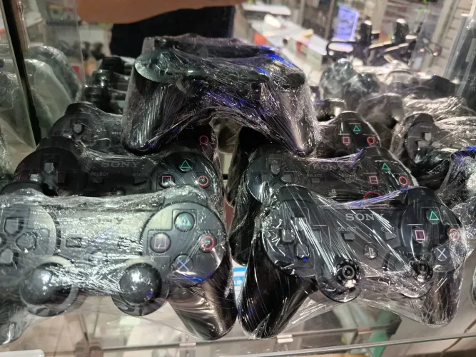 Controles seminovos para PS3 confira 