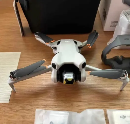 drone Dji mini 4 pro