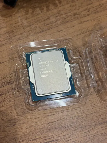 Processador Core i3 12100F Com Cooler