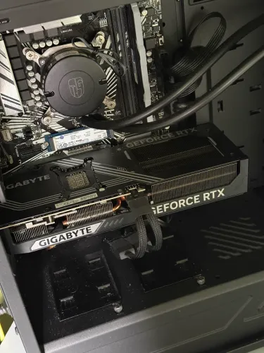 PLACA DE VIDEO RTX 5070 12GB