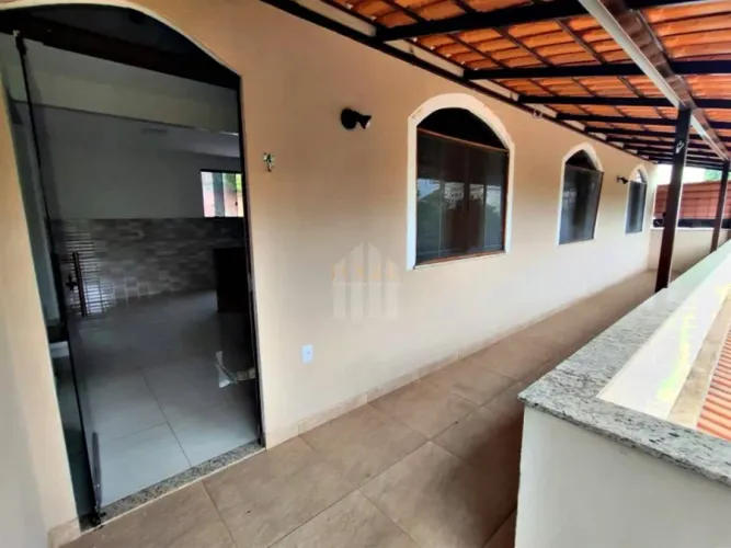 Francisco Bernardino / Cerâmica-Casa 3/4 (1 Suíte)-Amplo Terraço-2 Vagas