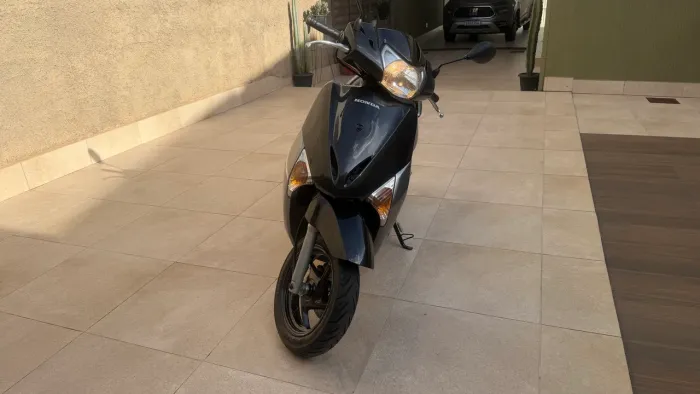 Honda Lead 2012, muito conservada
