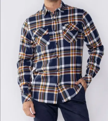 Camiseta xadrez
