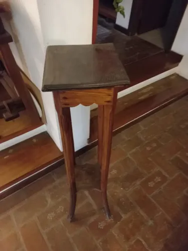 Banqueta Vintage em Madeira Maciça - Estilo Clássico