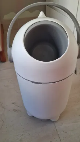 Lixeira Buba antiodor para fraldas (quarto de bebê)