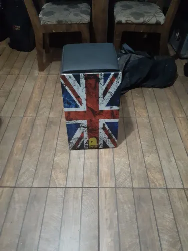 Carrom novo com entrada para mics
