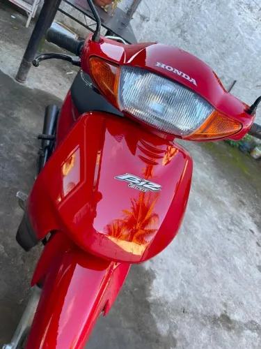 Honda biz super conservada