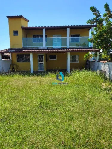 Sobrado frente ao mar na Praia da Juréia | 2 dorms | 300m² terreno