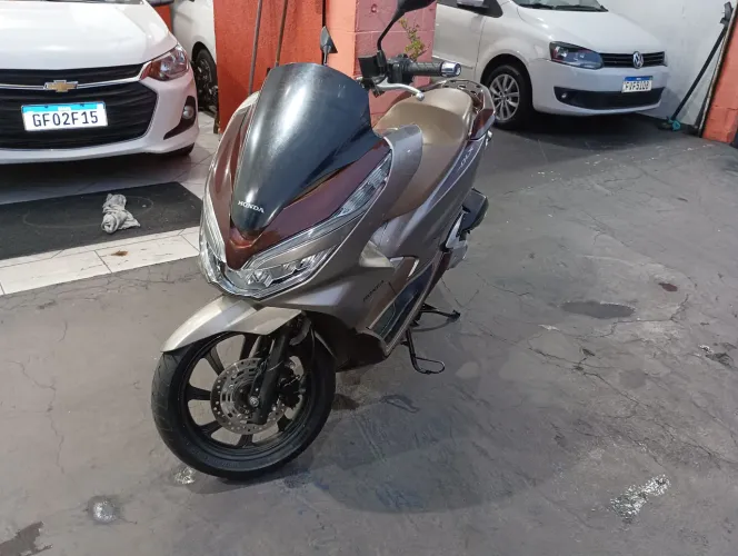 PCX Dlx - 2022