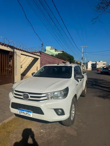 Toyota Hilux CD 4X4 2.8 Diesel Mec. 2019