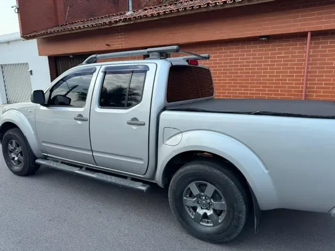 Nissan Frontier SV At.cd 4X4 2.5 TB Diesel Mec. 2015