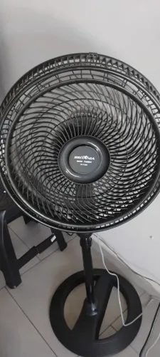 Ventilador com base Britânia