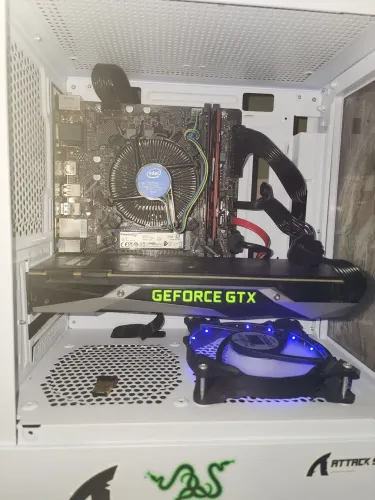 Pc gamer GTX 1080 + i5-10400 + 16 gb ram + ssd M.2 512GB
