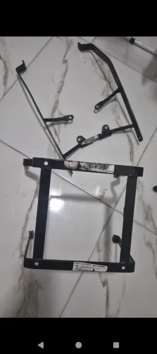 Protetor de punho e ferragem de baú
