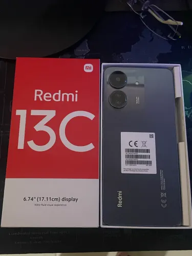 Celular Novo na caixa redmi 13c