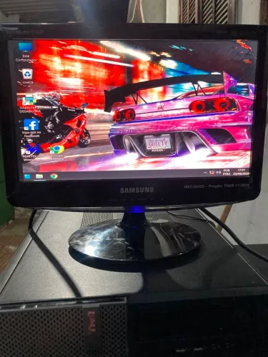Monitor Samsung 16 Polegadas Sem HDMI
