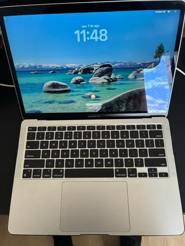 MacBook Air M1 8GB RAM 256GB SSD - Impecável - Carregador Original
