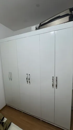 GUARDA ROUPA 6 PORTAS