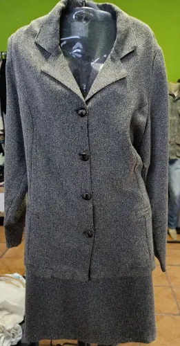 Conjunto blazer e saia Midi tamanho M/g