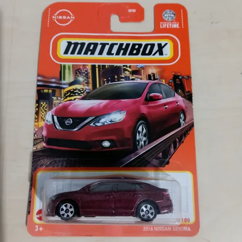 NISSAN SENTRA 2016 MATCHBOX NOVO - LACRADO