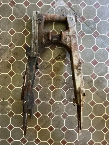 Balança Traseira XLX 250 - Original Honda