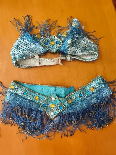 Roupa de dança do ventre infantil