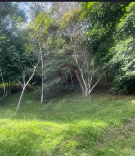 Vende-se terreno de 600m2 no Sitios Santo Antônio.