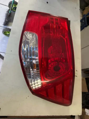 Lanternas traseiras Kia Cerato 2012